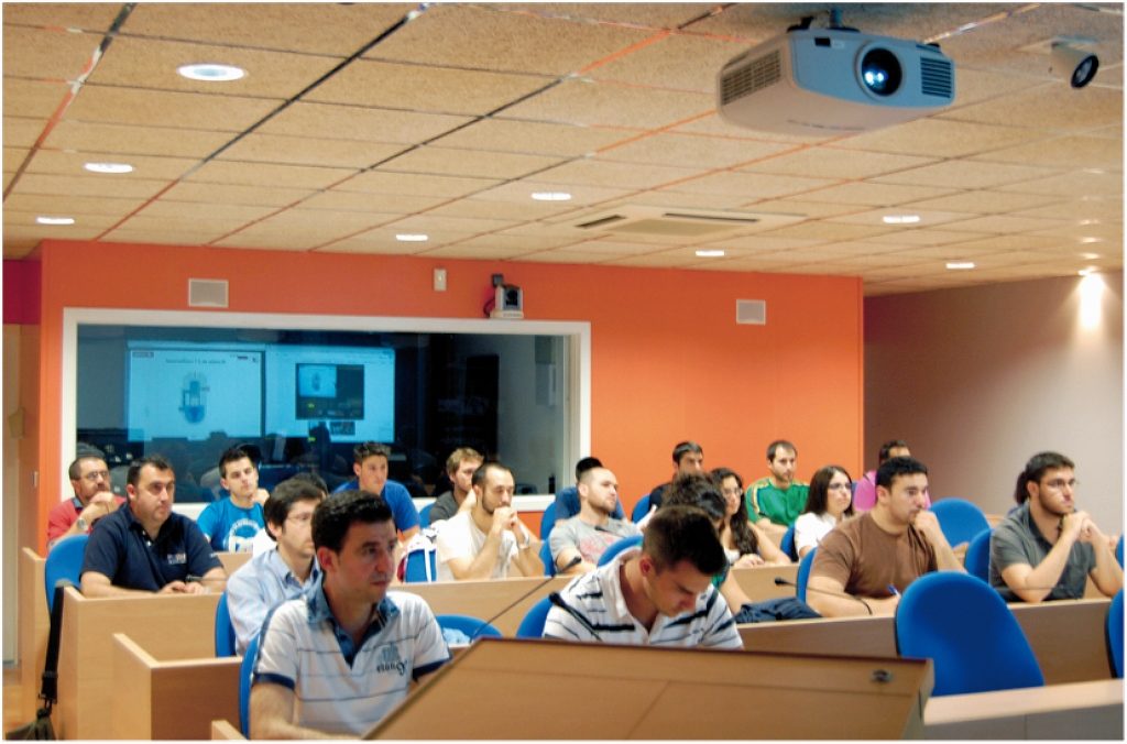 Investigar y el desarrollo profesional de alumnos, bazas de las cátedras andaluzas de la ‘Fundación Cepsa’